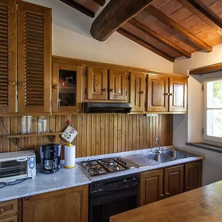 Sleeps 2 Air Con