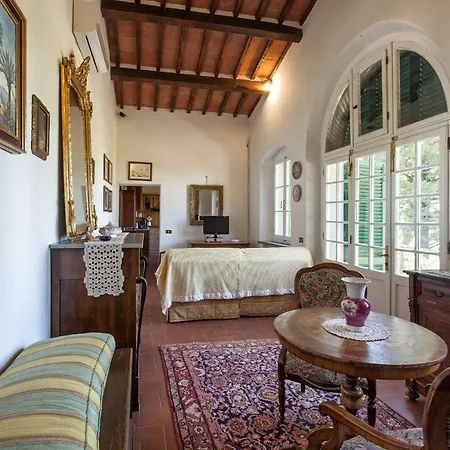 Villa Sleeps 2 Air Con Cortona
